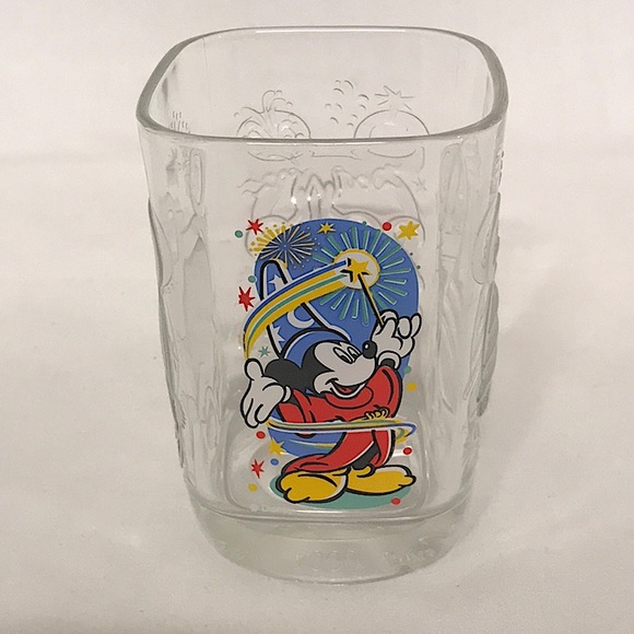 Walt Disney McDonalds Collectors Glasses 100 Years of Magic 2000-Set of 2 - Picture 7 of 12
